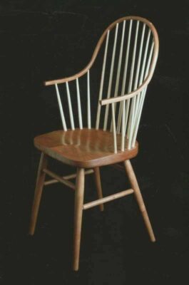 Continuous arm Windsor chair - cherry with ash spindles-